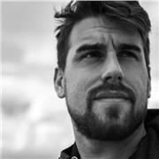 Fotografo professionista offre lezioni teoriche e consigli pratici per migliorare la tue fotografie anche se fotografi principalmente con lo smartphone!